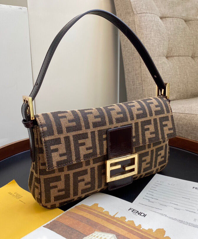 Fendi Baguette Fabric Bag HL90301 Coffee